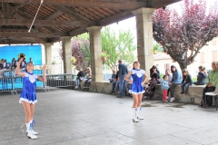 le-peyrat-le-spectacle-de-majorettes-sous-la-halle-attention-au-toit